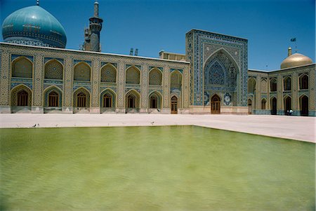 simsearch:841-02708534,k - Courtyard of the shrine of Imam Reza, Mashad, Iran, Middle East Stock Photo - Rights-Managed, Code: 841-02831014