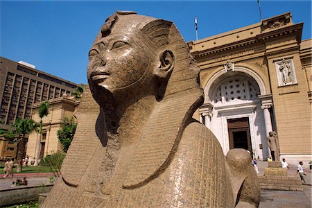 simsearch:841-03032736,k - Sphinx outside the Egyptian Museum, Cairo, Egypt, North Africa, Africa Stock Photo - Rights-Managed, Code: 841-02832068