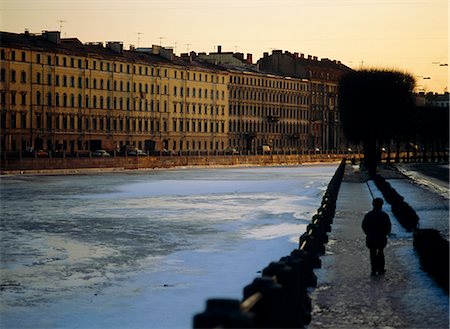 simsearch:841-02703267,k - Fontanka Canal at dusk, St. Petersburg, Russia Stock Photo - Rights-Managed, Code: 841-02899289