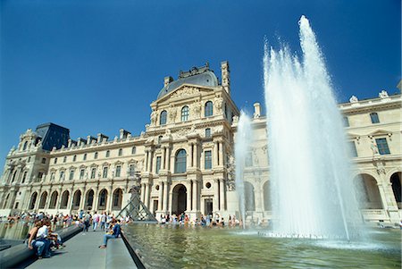 simsearch:841-02710261,k - The Palais du Louvre, Musee du Louvre, Paris, France, Europe Stock Photo - Rights-Managed, Code: 841-02899703