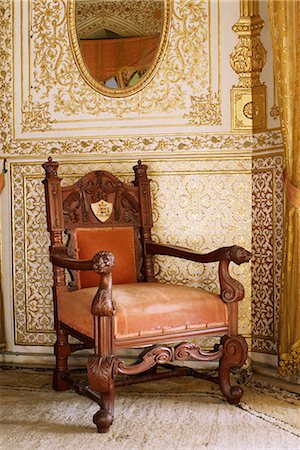 rajput furniture - An original chair used at the coronation of King George the Fifth in 1911, Sirohi Palace, Sirohi, Southern Rajasthan state, India, Asia Stock Photo - Rights-Managed, Code: 841-02900864