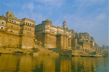 simsearch:841-02703267,k - The waterfront at Varanasi, previously known as Benares, on the Ganges River, Uttar Pradesh, India Stock Photo - Rights-Managed, Code: 841-02901026