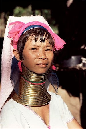 refugee - Paduang woman (Long-necked people) (Long-Necked Karen), Thai/Burma border Thailand, Southeast Asia, Asia Stock Photo - Rights-Managed, Code: 841-02901176