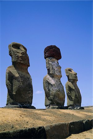 simsearch:841-02722258,k - Ahu Tongariki, Easter Island, Chile, Pacific Foto de stock - Con derechos protegidos, Código: 841-02901677