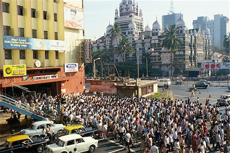 Crowds on crossing, Mumbai (Bombay), India, Asia Stock Photo - Rights-Managed, Code: 841-02902521