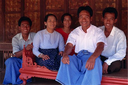 simsearch:841-02925433,k - Burmese family, Bagan (Pagan), Myanmar (Burma), Asia Stock Photo - Rights-Managed, Code: 841-02902582