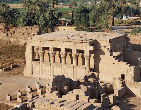simsearch:841-03032736,k - Aerial view over the Birth House and the Coptic Church, at the Temple of Hathor, Dendera, Egypt, North Africa, Africa Stock Photo - Rights-Managed, Code: 841-02902748