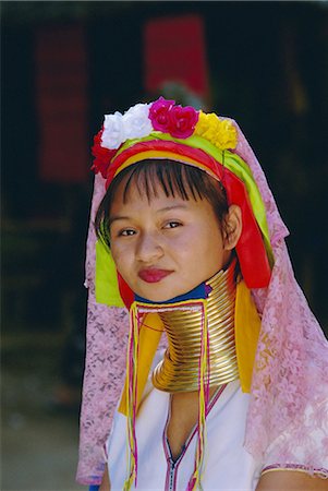 simsearch:841-03067430,k - Portrait of a 'Long necked' Padaung tribe woman, Mae Hong Son Province, Thailand, Asia Stock Photo - Rights-Managed, Code: 841-02902858