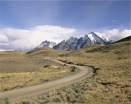 simsearch:841-02721548,k - Road leading to Cuernos del Paine mountains, Torres del Paine National Park, Patagonia, Chile, South America Stock Photo - Rights-Managed, Code: 841-02903016