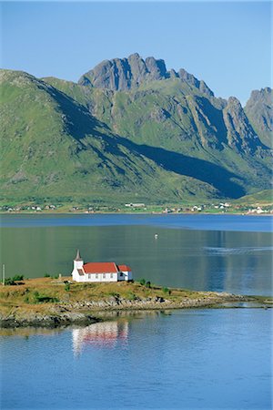 simsearch:841-02706346,k - Red church on Austnesfjord, Lofoten Islands, Nordland, Norway, Scandinavia, Europe Stock Photo - Rights-Managed, Code: 841-02903610