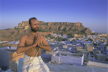 simsearch:841-02703267,k - A holy man and the 'Blue city' and fort, Jodhpur, Rajasthan State, India, Asia Stock Photo - Rights-Managed, Code: 841-02914838