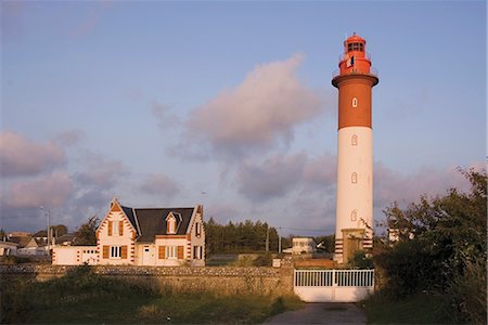 simsearch:841-03034297,k - Lighthouse, Le Hourdel, Cote Picardie, Picardy, France, Europe Stock Photo - Rights-Managed, Code: 841-02915328