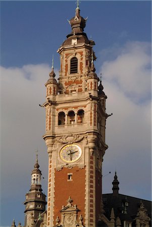 simsearch:841-03034297,k - Tower of the Nouvelle Bourse (new mint), Lille, Nord, France, Europe Stock Photo - Rights-Managed, Code: 841-02915337