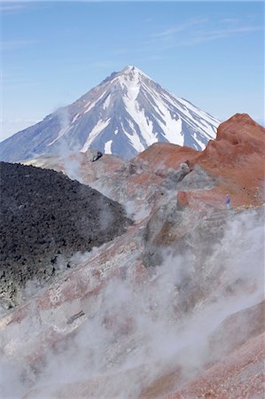 simsearch:841-02706346,k - Avacha volcano, lava plug formed in crater in 1991, Koryaksky volcano beyond, Kamchatka, East Siberia, Russia Stock Photo - Rights-Managed, Code: 841-02915637