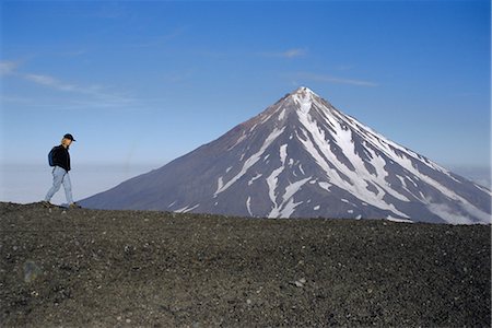simsearch:841-02706346,k - Koryaksky volcano, 3456m high, conical andesite volcano, Kamchatka, East Siberia, Russia Stock Photo - Rights-Managed, Code: 841-02915640