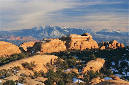 simsearch:841-03505868,k - Red sandstone fins, La Sal Mountains beyond, Arches National Park, Utah, United States of America, North America Stock Photo - Rights-Managed, Code: 841-02915687