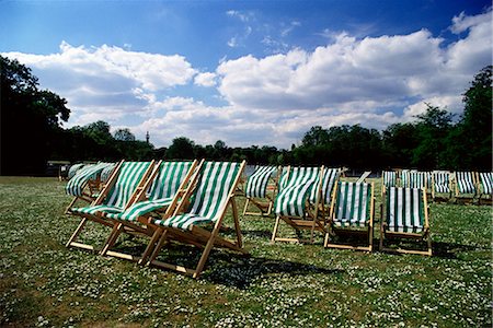 Deckchairs in Regents Park, London, England, United Kingdom, Europe Stock Photo - Rights-Managed, Code: 841-02916402