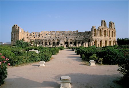 simsearch:841-02916509,k - The Collosseum, El Jem (El Djem), UNESCO World Heritage Site, Tunisia, North Africa, Africa Stock Photo - Rights-Managed, Code: 841-02916508