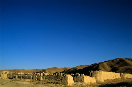 Caravanserai, Daulitiar, Afghanistan, Asia Stock Photo - Rights-Managed, Code: 841-02916611