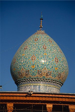 simsearch:841-02708534,k - The main dome of the Shah-E Cheragh Mausoleum, Shiraz, Iran, Middle East Stock Photo - Rights-Managed, Code: 841-02918600