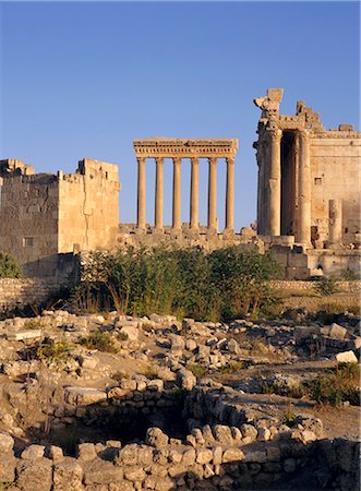 simsearch:841-02707443,k - The Temples of Venus and Jupiter, Baalbek, Bekaa Valley, Lebanon Stock Photo - Rights-Managed, Code: 841-02919107