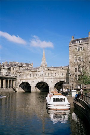 simsearch:841-03063991,k - Pulteney Bridge and River Avon, Bath, Avon, England, United Kingdom, Europe Stock Photo - Rights-Managed, Code: 841-02919103