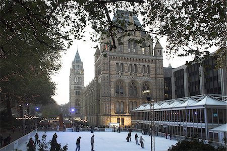 simsearch:841-02916154,k - Christmas, Natural History Museum, Kensington, London, England, United Kingdom, Europe Stock Photo - Rights-Managed, Code: 841-02919243
