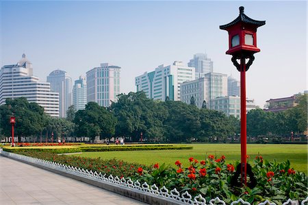 Gardens and cityscape, Guangzhou (Canton), Guangdong, China, Asia Foto de stock - Con derechos protegidos, Código: 841-02919574
