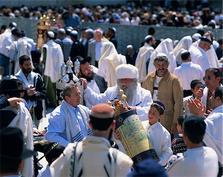 simsearch:841-02946644,k - A Bar Mitzvah celebration near the Wailing Wall, Jerusalem, Israel, Middle East Stock Photo - Rights-Managed, Code: 841-02919930