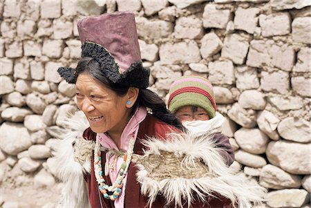 people ladakh - Mother and child, Shey, Ladakh, India, Asia Stock Photo - Rights-Managed, Code: 841-02924174
