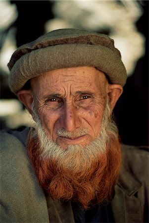 Old man with hennaed beard, near Kalam, Swat Valley, Pakistan, Asia Stock Photo - Rights-Managed, Code: 841-02924486
