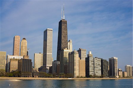 simsearch:841-02925122,k - John Hancock Center and Near North Chicago skyline from Lake Michigan, Chicago, Illinois, United States of America, North America Stock Photo - Rights-Managed, Code: 841-02925030
