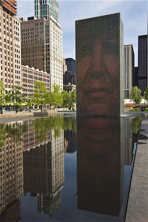 simsearch:841-02925122,k - The Crown Fountain, Millennium Park, Chicago, Illinois, United States of America, North America Stock Photo - Rights-Managed, Code: 841-02925044