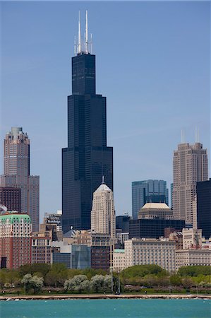simsearch:841-02925122,k - Sears Tower and skyline, Chicago, Illinois, United States of America, North America Stock Photo - Rights-Managed, Code: 841-02925071
