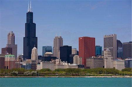 simsearch:841-02925122,k - Sears Tower and skyline, Chicago, Illinois, United States of America, North America Stock Photo - Rights-Managed, Code: 841-02925072