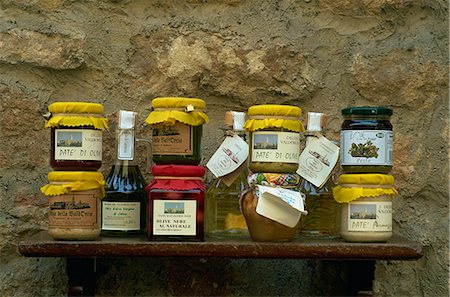 Local produce for sale, Pienza, Tuscany, Italy, Europe Stock Photo - Rights-Managed, Code: 841-02920546