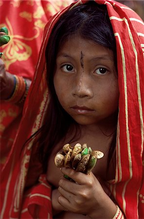 panamanian females - Portrait of a Cuna girl, Tubuala, Panama, Central America Stock Photo - Rights-Managed, Code: 841-02944491