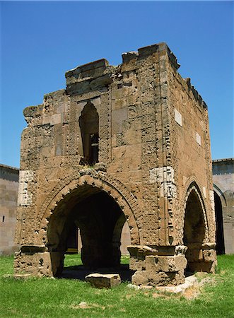 shiva - Sultan Hani Kervanserai near Sivas, a fine example of a Seljuk caravanserai mosque, Anatolia, Turkey, Asia Minor, Eurasia Stock Photo - Rights-Managed, Code: 841-02946486