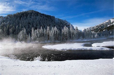 River in winter, Refuge Point, West Yellowstone, Montana, United States of America (U.S.A.), North America Stock Photo - Rights-Managed, Code: 841-02946952