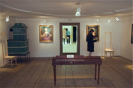 Mozart's Birthplace, now a museum, in Getreidegasse, Salzburg, Austria, Europe Stock Photo - Rights-Managed, Code: 841-02947461