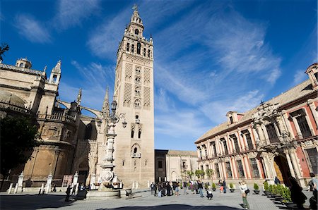 simsearch:841-06806761,k - Seville Cathedral and La Giralda, UNESCO World Heritage Site, Plaza Virgen de los Reyes, Santa Cruz district, Seville, Andalusia, Spain, Europe Stock Photo - Rights-Managed, Code: 841-02994276
