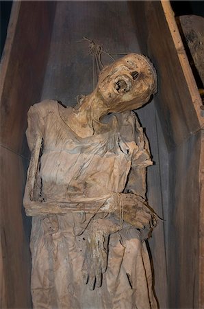 Mummy of a Chinese girl, in the Mummy Museum (Museo de las Momias) in Guanajuato, a World Heritage Site, Guanajuato, Guanajuato State, Mexico, North America Stock Photo - Rights-Managed, Code: 841-02990756