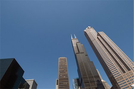 simsearch:841-02925122,k - Sears Tower with white aerials, Chicago, Illinois, United States of America, North America Stock Photo - Rights-Managed, Code: 841-02990798