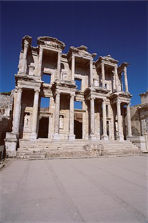 simsearch:841-03031208,k - Reconstruit la bibliothèque de Celsus, site archéologique, Ephèse, Anatolie, Turquie, Asie mineure Photographie de stock - Rights-Managed, Code: 841-02991904