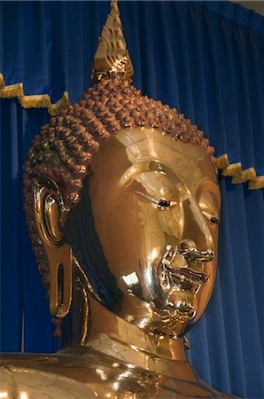 Solid gold Buddha at Sukhothai Traimit temple, Bangkok, Thailand, Southeast Asia, Asia Stock Photo - Rights-Managed, Code: 841-03028416