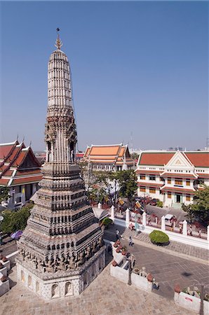 simsearch:841-06501931,k - Wat Arun (Temple of the Dawn), Bangkok, Thailand, Southeast Asia, Asia Stock Photo - Rights-Managed, Code: 841-03028498