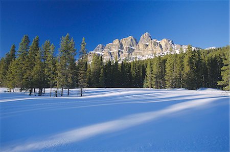 simsearch:622-02759675,k - Castle Mountain,Rocky Mountains,Alberta,Canada Stock Photo - Rights-Managed, Code: 841-03034613