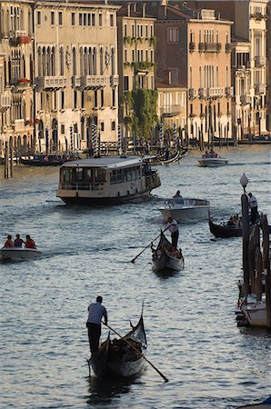 simsearch:841-02946821,k - Boat Traffic,Grand Canal,Venice,Italy Stock Photo - Rights-Managed, Code: 841-03034958