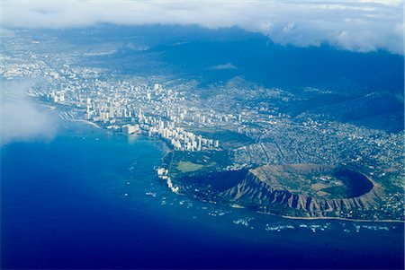 diamond head - Aerial view of Honolulu, Waikiki and Diamond Head, Oahu, Hawaii, United States of America, Pacific, North America Stock Photo - Rights-Managed, Code: 841-03030643