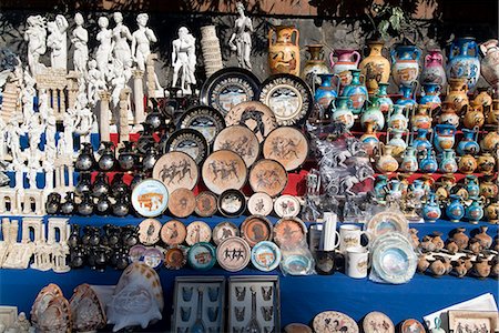 Crafts and reproductions for sale near Pompeii, near Naples, Campania, Italy, Europe Foto de stock - Con derechos protegidos, Código: 841-03030751